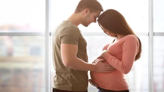 الحمل في المنام للمتزوجة وما تفسير رؤية رجل حامل في المنام للمتزوجه؟