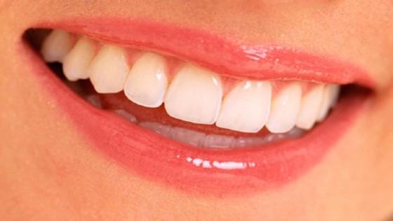 تخلخل الأسنان في المنام وماذا يعني تقويم الأسنان في المنام؟